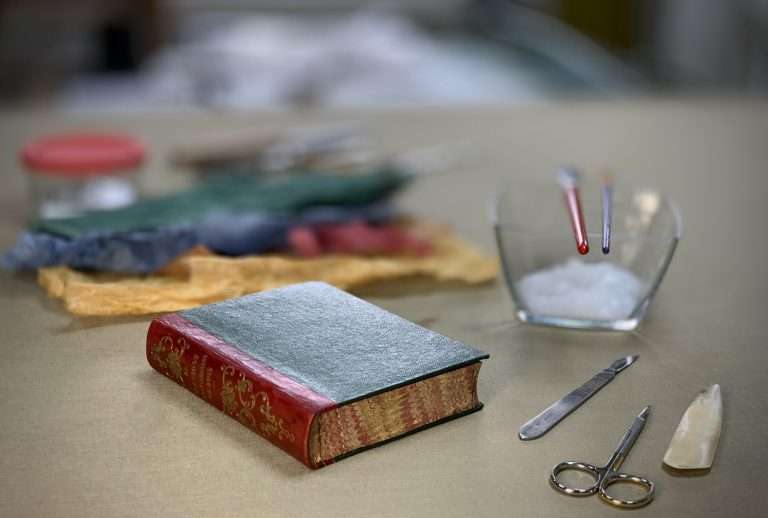 Redbone Bindery Closed Book